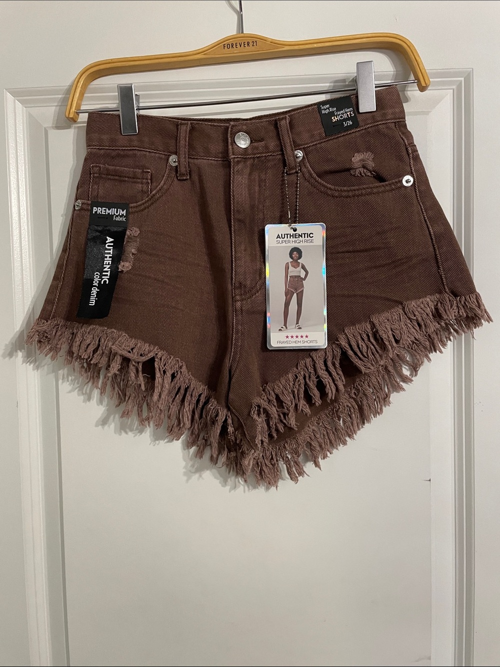 Simple Society Brown Super High Rise Frayed Hem Shorts Size 3/26 NWT
